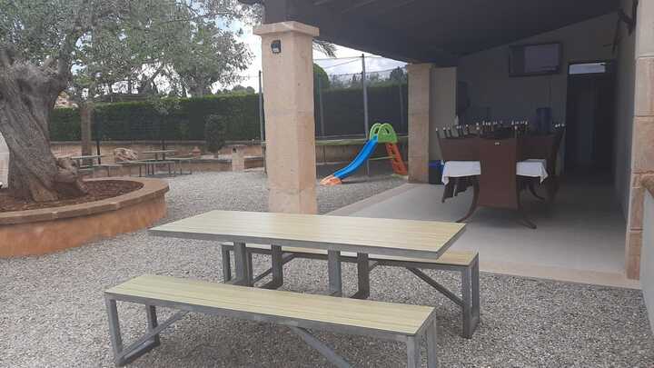 pony express mallorca en Palma de mallorca. Alquiler de ponis Mallorca, fiestas de cumpleaños y día montando ponis.